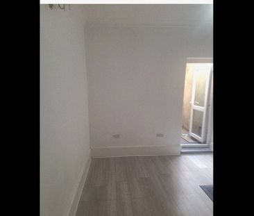 Room in a Shared House, Buxton Road, E17 - Photo 2