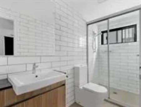 Mount Gravatt East - Photo 3