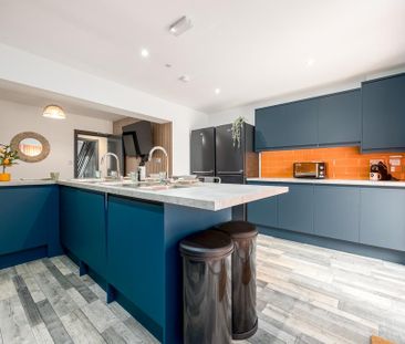 1 bedroom in a house share to rent - Photo 5