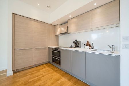 Colonial Drive, W4 5HA, London - Photo 4