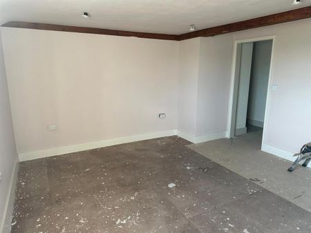 2 bedroom detached house to rent - Photo 3