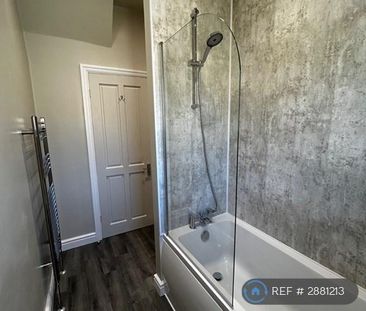 3 bedroom terraced house to rent - Photo 6