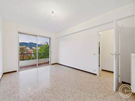 2 PIECES VIDE - 23 AV GALLIN - NICE BORRIGLIONE - Photo 4