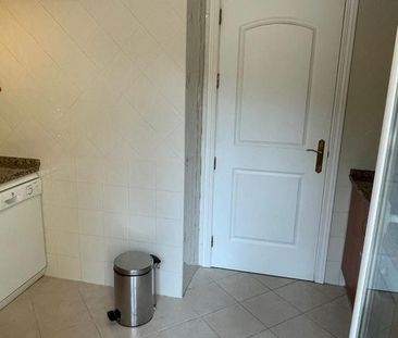 3 bedroom luxury Flat for rent in Marbella Del Este, Andalusia - Photo 5