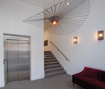 49 Station Road, 49 Station Road, Gerrards Cross,SL9 - Photo 6