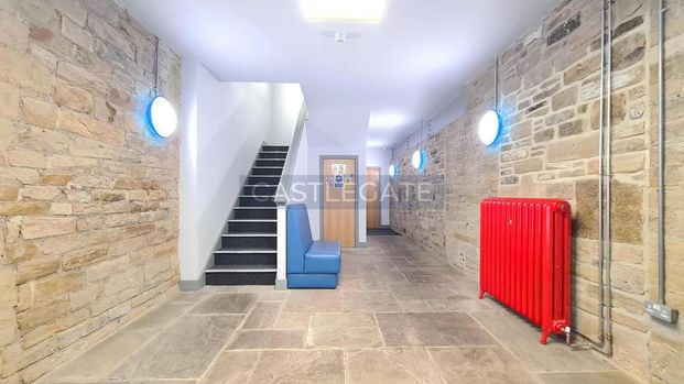 5 bedroom flat share to rent - Photo 1