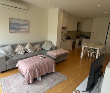 St Kilda East - Photo 3