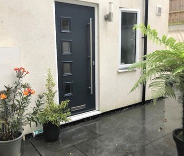 2 Bed Detached House, Stanmer Park Road, BN1 - Photo 4