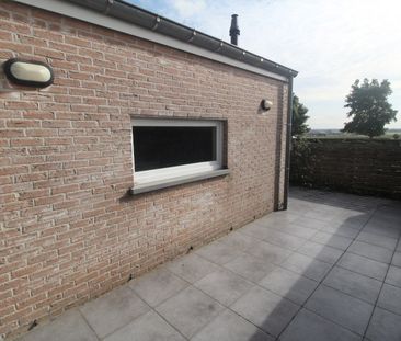 GEZELLIGE WONING MET 3 SLAAPKAMERS EN TERRAS - Foto 1