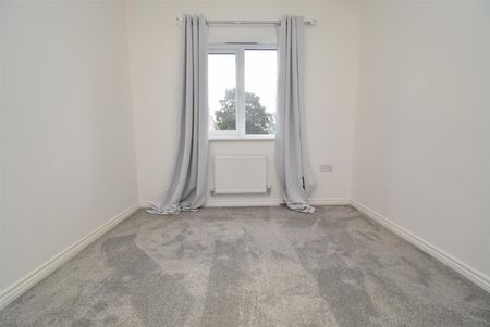 Wren Green Way, Wrenthorpe, Wakefield - Photo 2