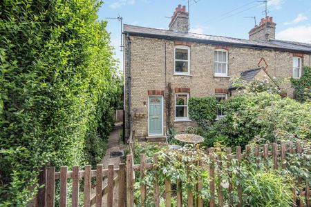 2 bedroom terraced house to rent - Photo 4