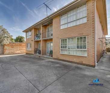 2/23 Elliott Avenue, CARNEGIE, VIC - Photo 2