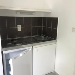 Location Appartement 1 pièce 22m² NANTES 44300 - Photo 2