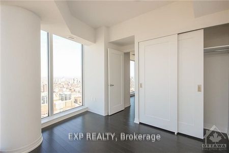 For Lease - 805 Carling Avenue Unit# 3702, Dows Lake - Civic Hospital and Area, Ontario - Photo 4