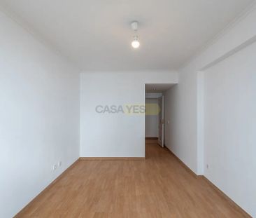 Apartment T3 in Carcavelos e Parede, Cascais - Foto 4