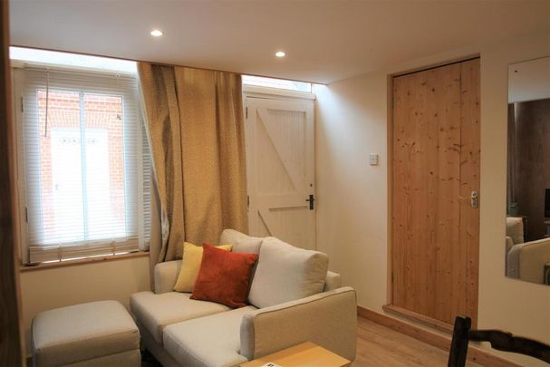 1 bedroom maisonette to rent - Photo 1