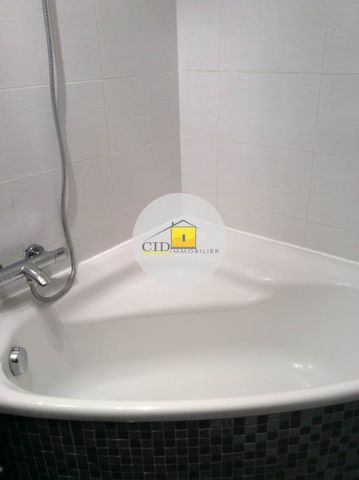 Location Appartement 2 pièces 36m² ST PRIEST 69800 - Photo 5