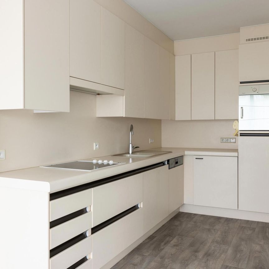 Zeer goed onderhouden appartement met 2 slaapkamers - Photo 1
