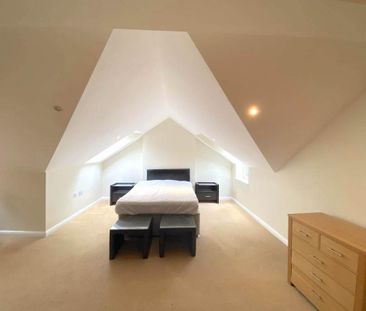 3 bedroom flat to rent - Photo 4