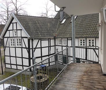 Gepflegte Stadtwohnung mit Balkon, Tageslichtbad und Einbauküche im Zentrum von Hohenlimburg - Photo 1