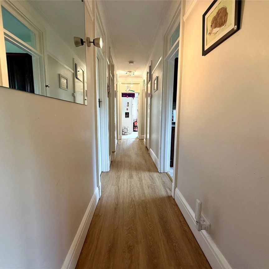Christchurch Place, Christchurch Mount, Epsom, Surrey, KT19 8RS - Photo 1