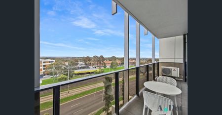 Stylish Fully Furnished Two Bedroom Apartment! - Photo 3