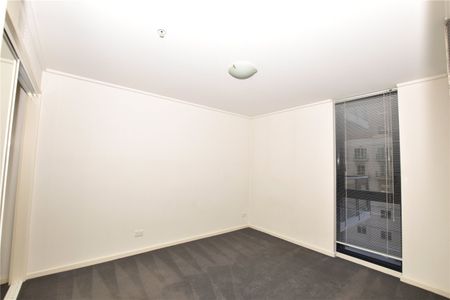 511/668 Bourke Street - Photo 4