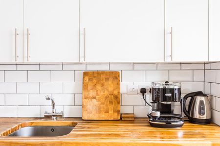 1 bedroom flat to rent - Photo 5