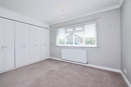 Woodleigh Close, Strensall, YORK - Photo 3