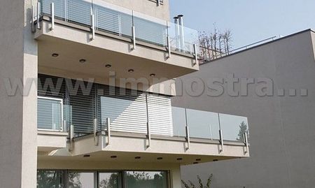 Slnečný 5-izbový byt na prenájom v novostavbe rezidenčného rodinného domu Vila Terézia na Tajovského ulici - Photo 3