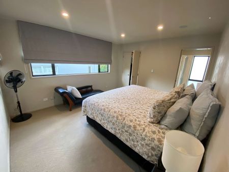 A quality family home in Orakei - Photo 4