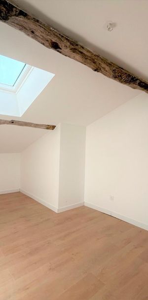 Location Maison 3 pièces 64m² LUSSAC 33570 - Photo 2