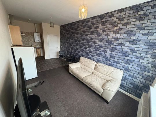 2 bed Apartment - To Let - Photo 1