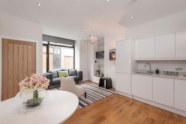 1 bedroom flat to rent - Photo 1