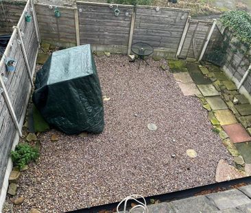 2 bedroom semi-detached house to rent - Photo 5