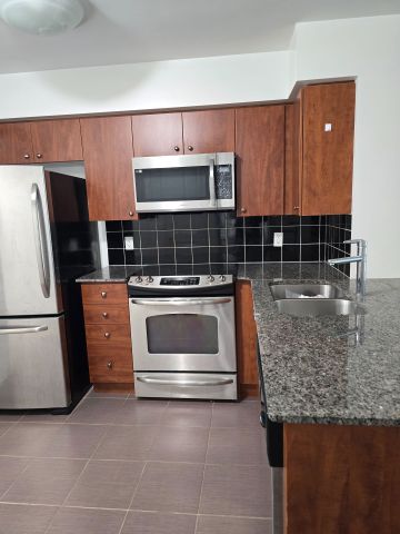 For Lease - 215 SHERWAY Gardens Unit# 505, Toronto, Ontario - Photo 4