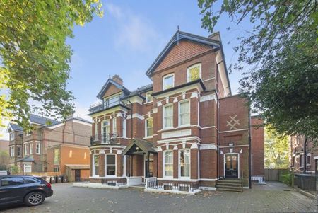 3 Bedroom Flat To Let - Photo 3