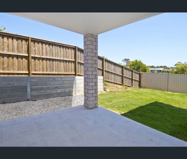 11A Carter Street, Pacific Pines, Qld 4211 - Photo 5