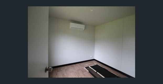 One Bedroom, Perfect for Singles. - Photo 1