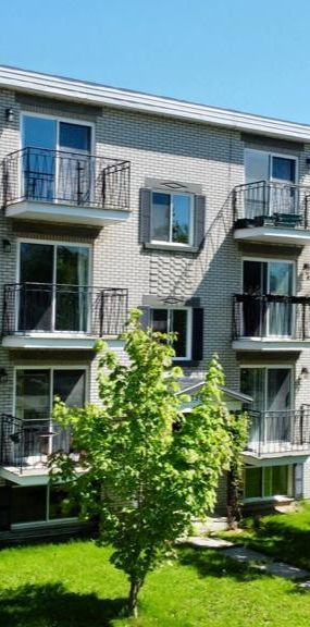 GRATUIT pour le 1er MOIS de votre bail. COMME NEUF, NORD DE SHERBROOKE, GRAND 4 1/2, BALCONS, VUE SUR PARC, TRANQUILLE, RENOVÉ, CUISINE NEUVE... - Photo 1