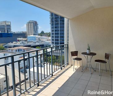 FULLY FURNISHED SPACIOUS UNIT - Photo 4