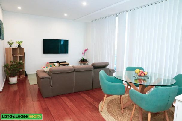“2 Bedroom Apartment for rent at Bankstown !!!!!!!!” - Photo 1