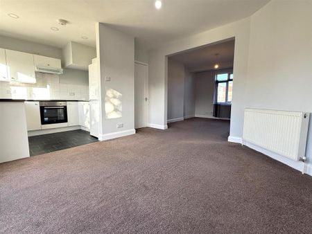 3 bedroom terraced house to rent - Photo 4