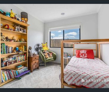 Modern, Low-Maintenance Living with North-Facing Yard - Photo 4