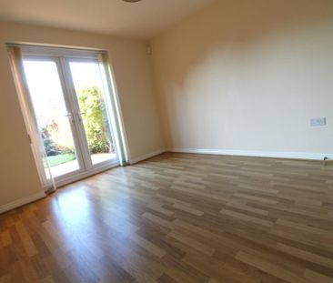 4 bedroom detached house to rent - Photo 1