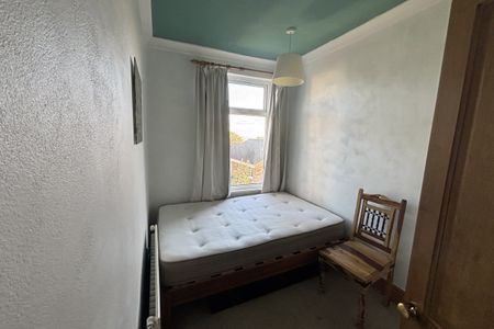 Bates Street - Photo 4