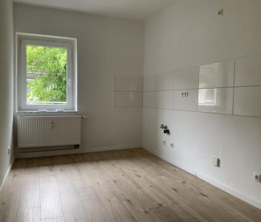 Bezugsfertige 2,5 Zimmer Wohnung mit modernem Wannenbad - Foto 1