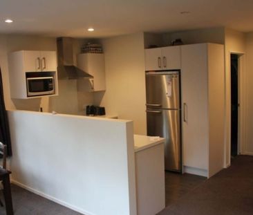 Stylish 3-Bedroom Townhouse for Rent – Your Dream Home Awaits! - Photo 2