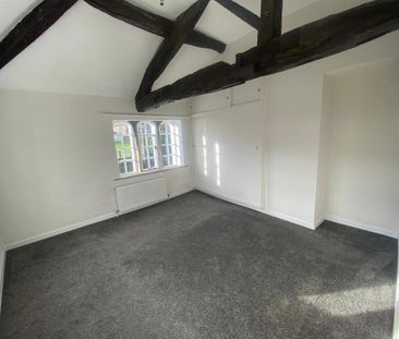 2 bedroom terraced house to rent - Photo 4