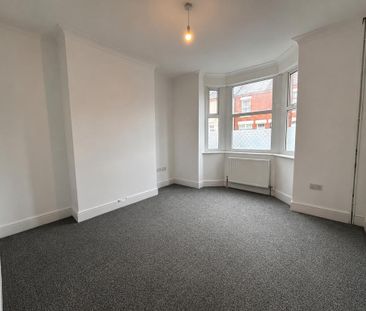 2 bedroom house to rent - Photo 2